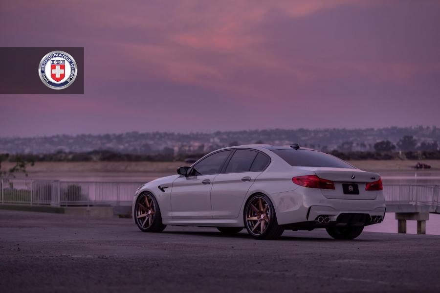  BMW M5 on HRE Wheels (RS308) 2019 года  (фото 8 из 12)